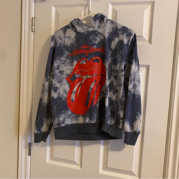 Assorted tops - Picture 10 of 15